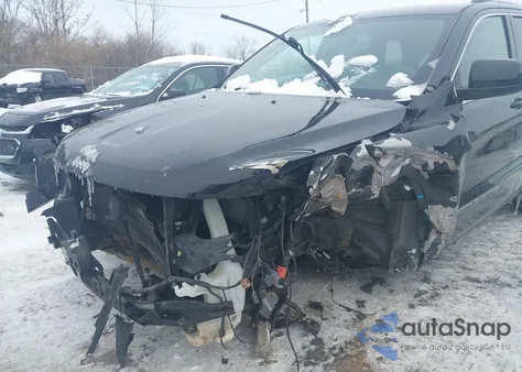 2019 Jeep Grand Cherokee Laredo E 4X4 z USA, uszkodzony, nr VIN 1C4RJFAGXKC639071